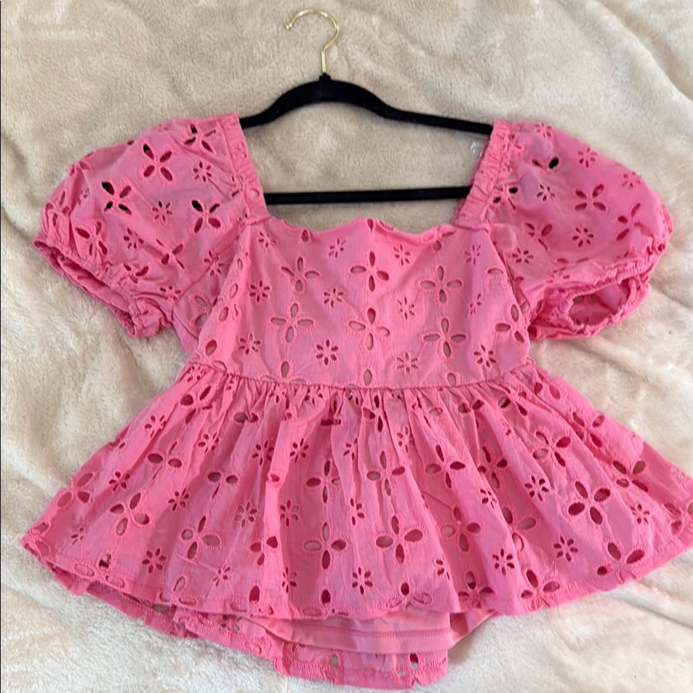 Altar'd State Pink Eyelet Puff Sleeve Peplum Top